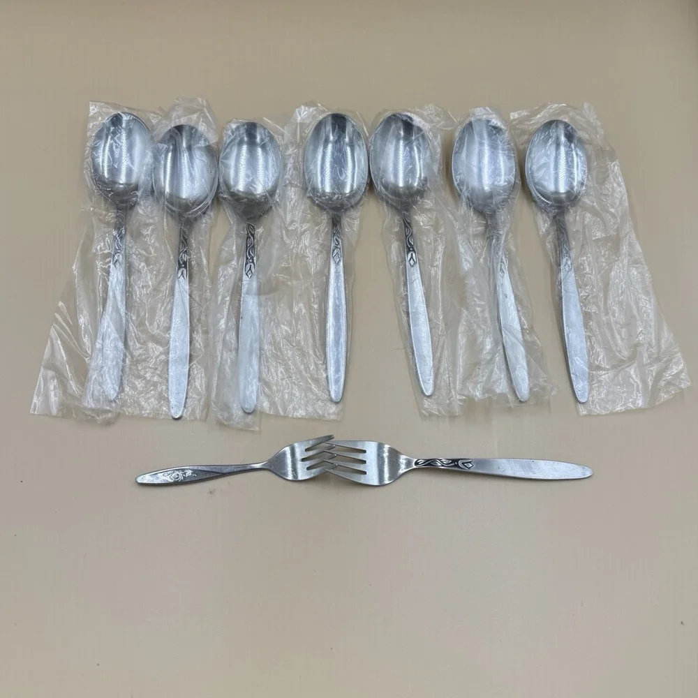 Lot of 9 Amefa Tulip Time‎ Stainless Flatware Holland Satin Handle Silverware